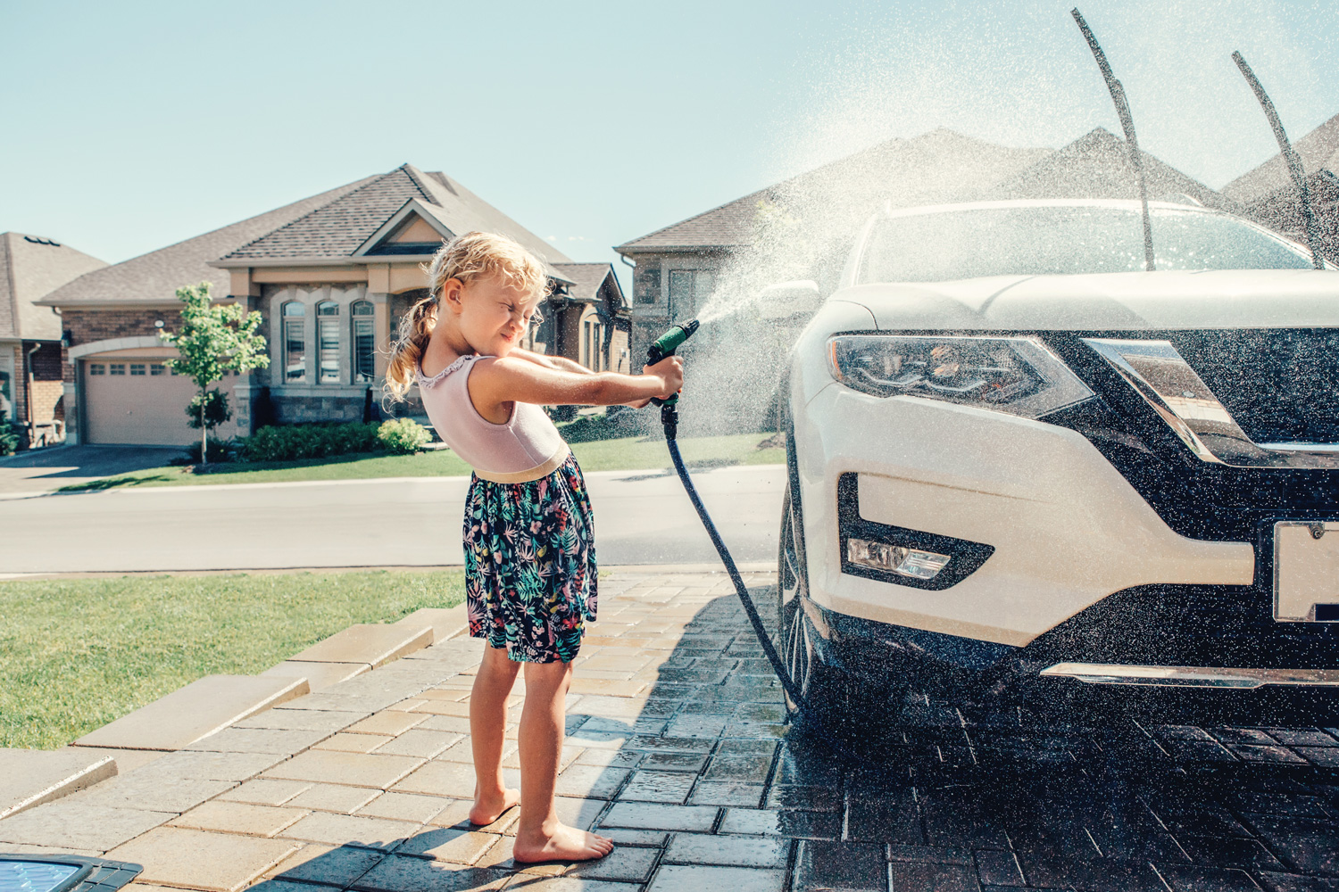 Auto car wash child happy